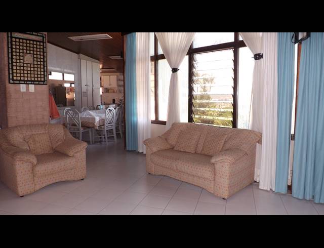 6 BEDROOM HOUSE FOR SALE IN MEREWENT